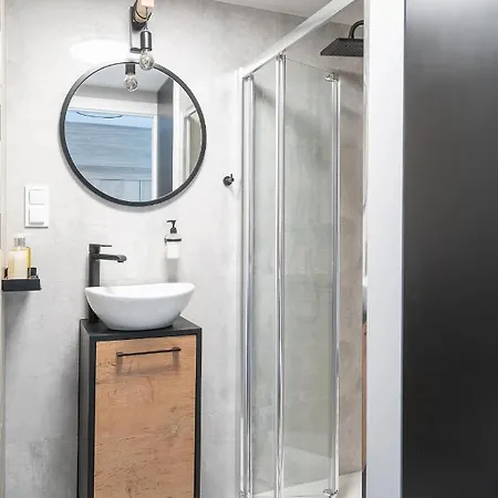 Rentplanet - Zarembowicza Apartmán Vratislav