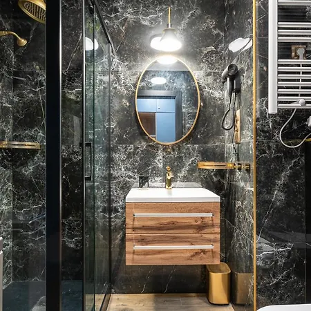 Rentplanet - Zarembowicza Apartmán *