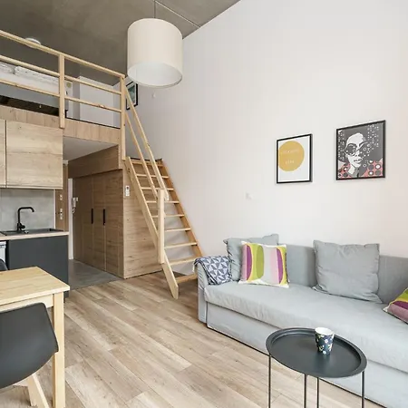 Rentplanet - Zarembowicza * Vratislav