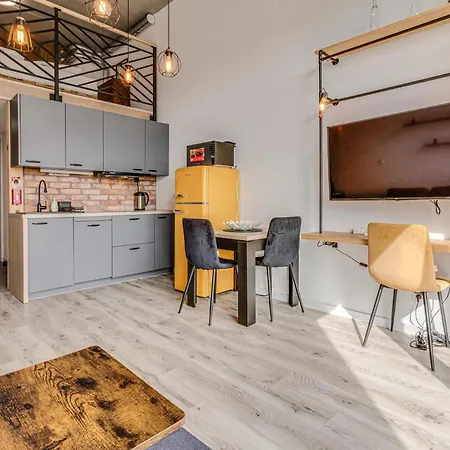 Rentplanet - Zarembowicza Apartment *