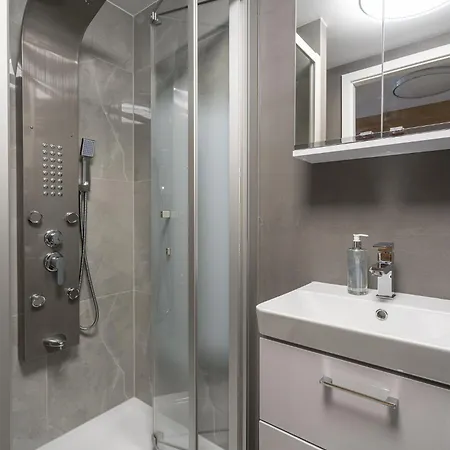 Apartmán Rentplanet - Zarembowicza Vratislav