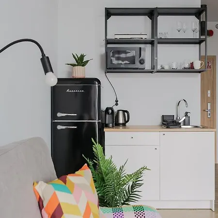 Rentplanet - Zarembowicza