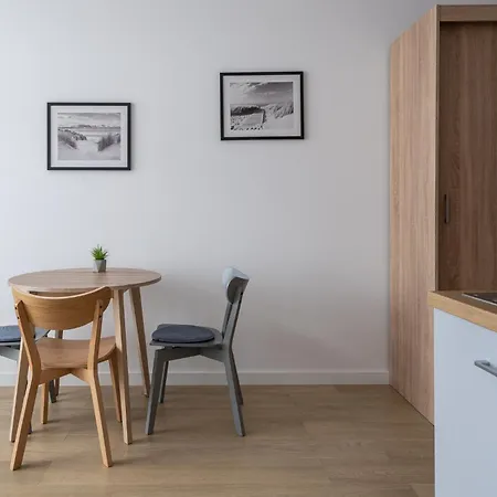 Rentplanet - Zarembowicza Apartamento