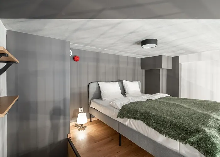 Rentplanet - Zarembowicza *