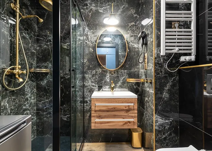 Rentplanet - Zarembowicza 公寓 *