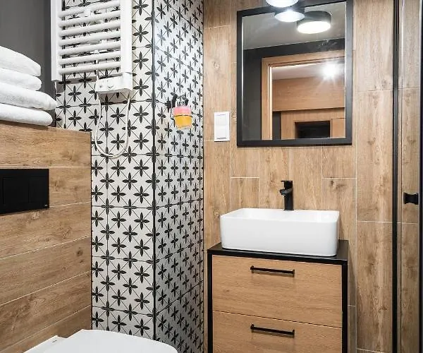 Rentplanet - Zarembowicza Apartment