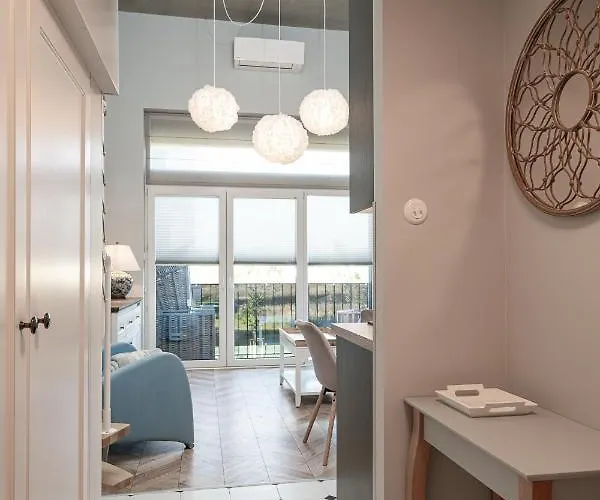 Rentplanet - Zarembowicza Apartment