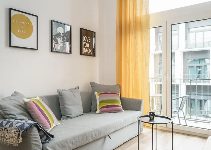 Rentplanet - Zarembowicza Apartment Breslau