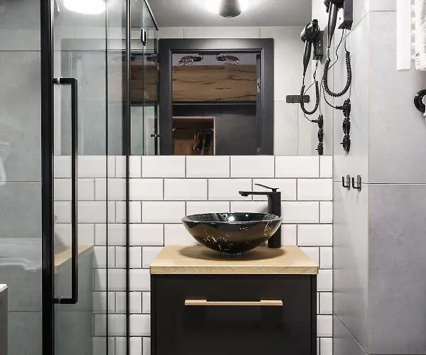 Rentplanet - Zarembowicza