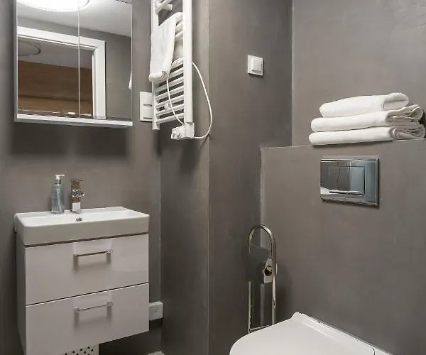 Apartment Rentplanet - Zarembowicza *